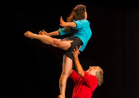 Alguien vendrá a buscarnos. Cía Fernando Hurtado. Danza Contemporánea