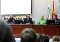 El astrofísico Javier Armentia inaugura el ciclo de conferencias de la Escuela de Doctorado