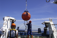 Equipo de investigación en alta mar