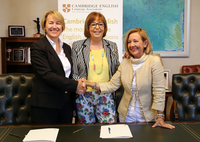 Firma de Convenio entre la UMA y el departamento de evaluación de inglés de la Universidad de Cambridge